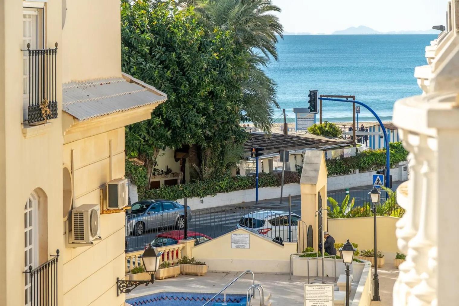 Amazing Penthouse On The Beach, Sea Views, Wifi, Airconditioning And Parking Торрев'єха Екстер'єр фото