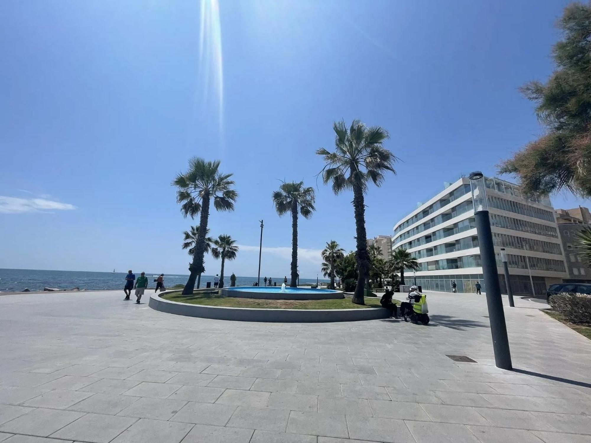 Amazing Penthouse On The Beach, Sea Views, Wifi, Airconditioning And Parking Торрев'єха Екстер'єр фото